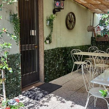 Locanda La Tana Del Luppolo Valmadrera Exteriér fotografie